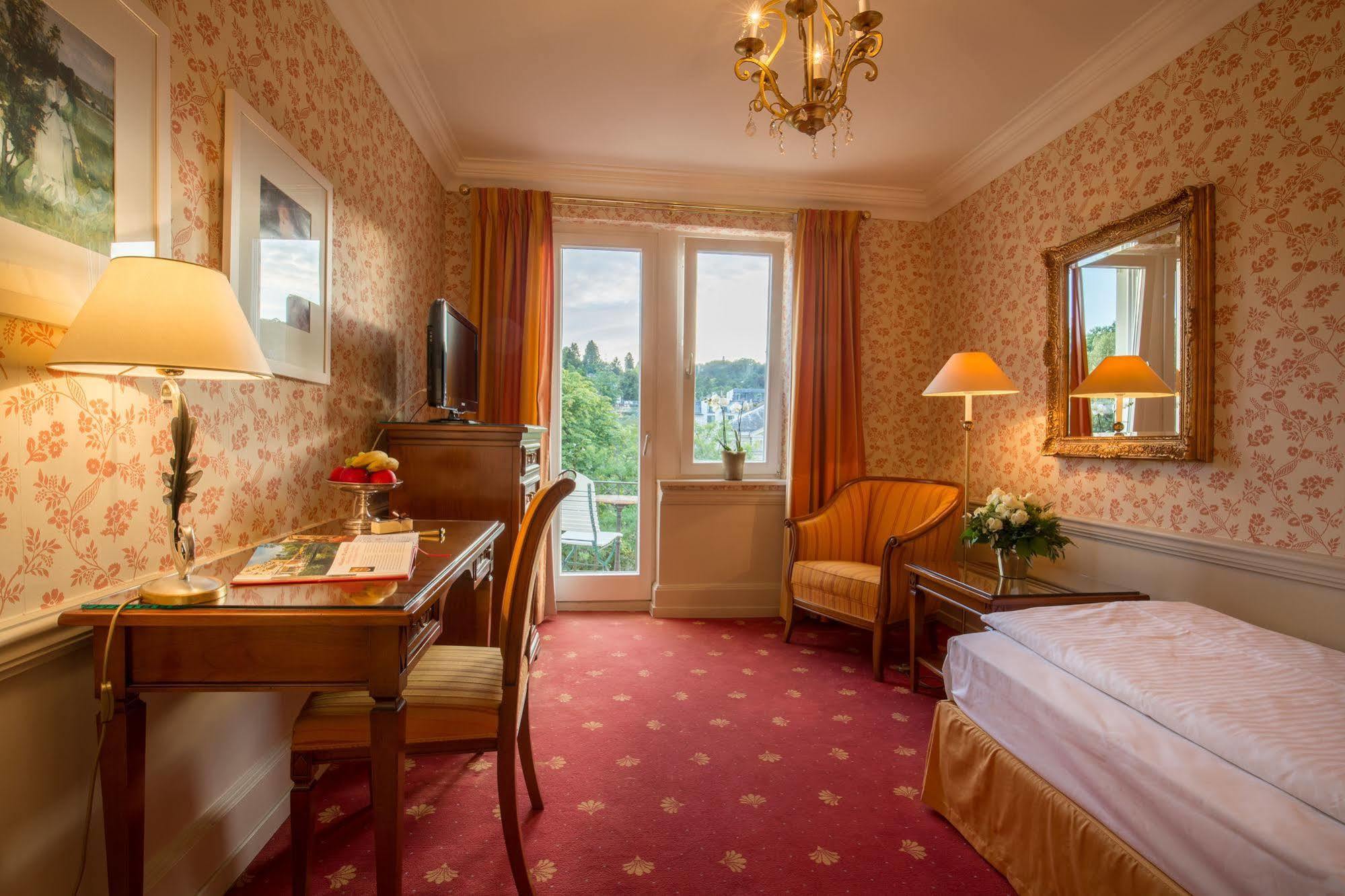 Atlantic Parkhotel Baden-Baden Buitenkant foto